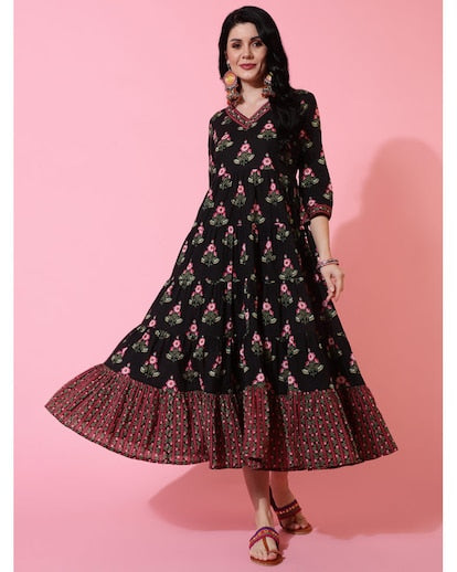 Black floral print flared kurta