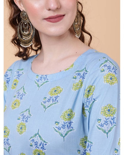 Blue floral print flared kurta