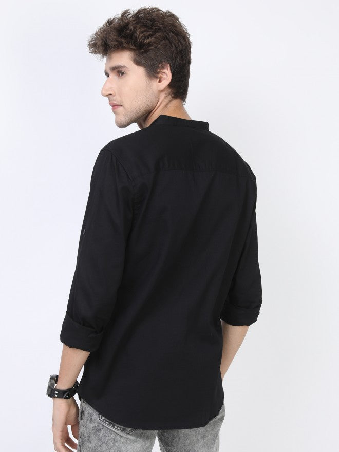 Men Black Solid Slim Fit Casual Shirt