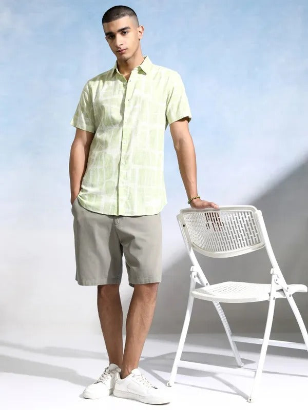 Men Green Printed Regular Fit Casual Shirt