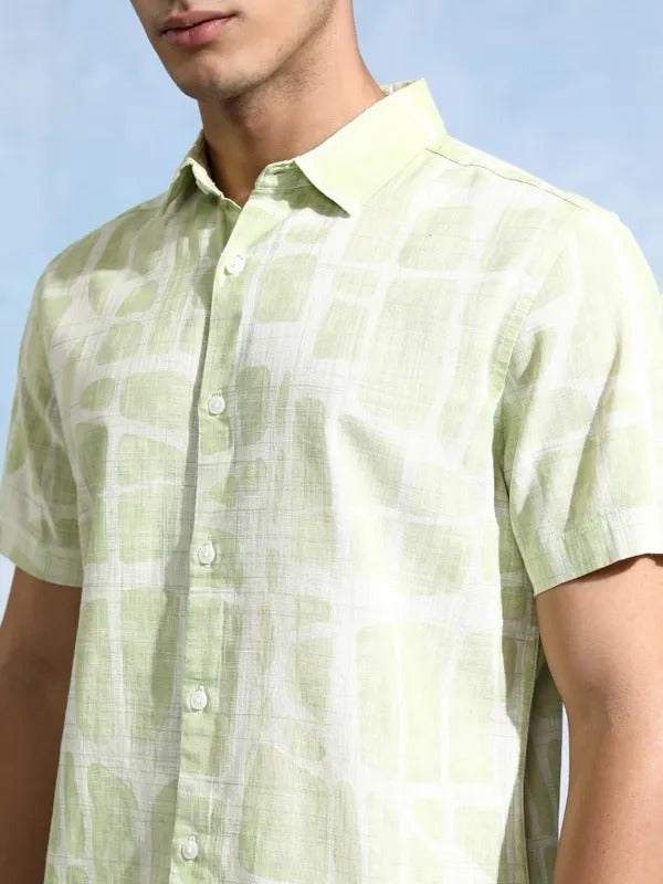 Men Green Printed Regular Fit Casual Shirt