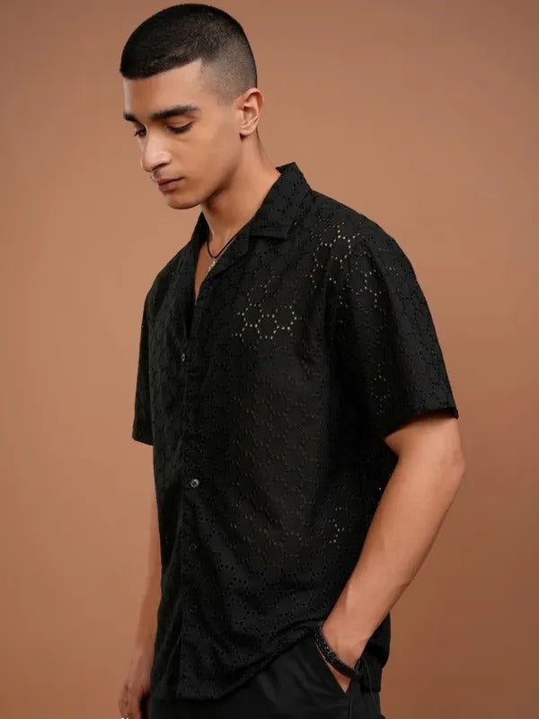 Men Black Solid Relaxed Fit Casual Shirt