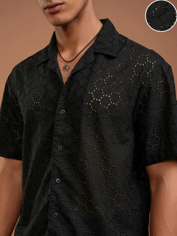 Men Black Solid Relaxed Fit Casual Shirt