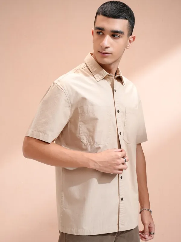 Beige Solid Relaxed Fit Casual Shirt