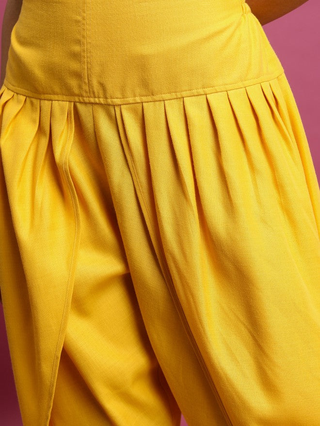 Women Yellow Printed Kurta Sets