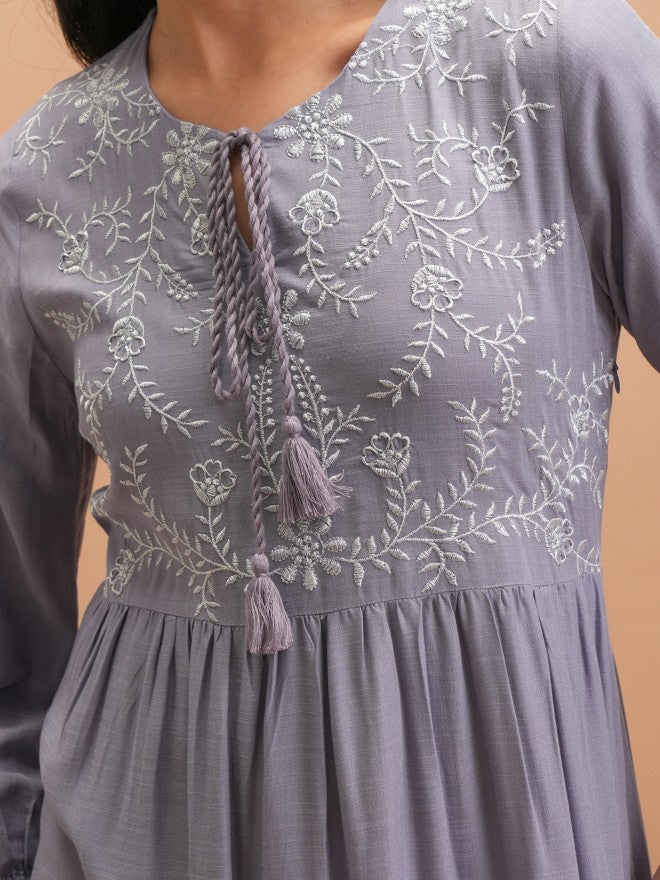 Women Mauve Embroidered A-Line Dress