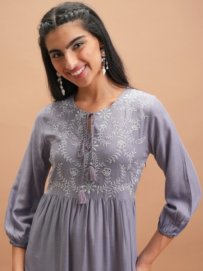 Women Mauve Embroidered A-Line Dress