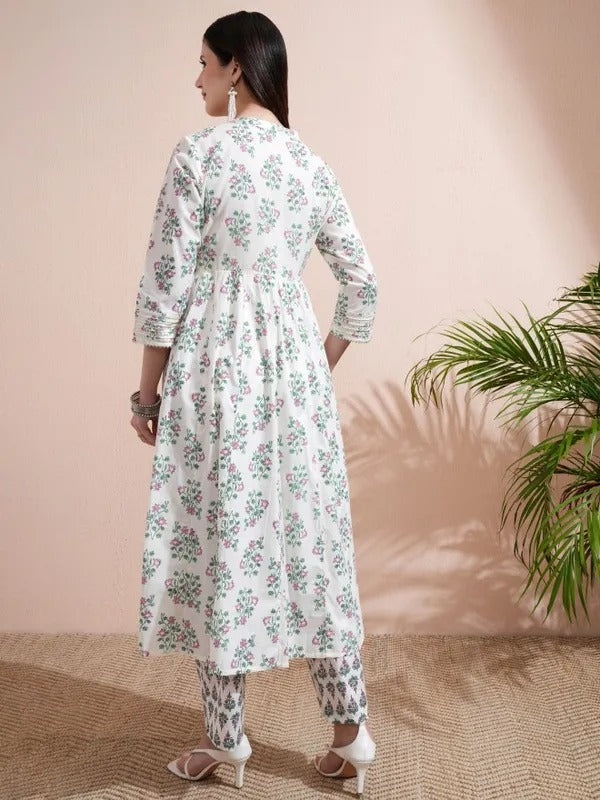 Women Cream Printed Kurta With Trousers