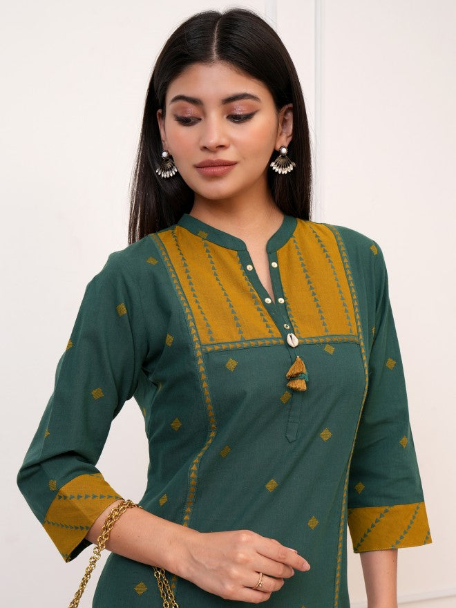 Women Green Printed Straight Kurta