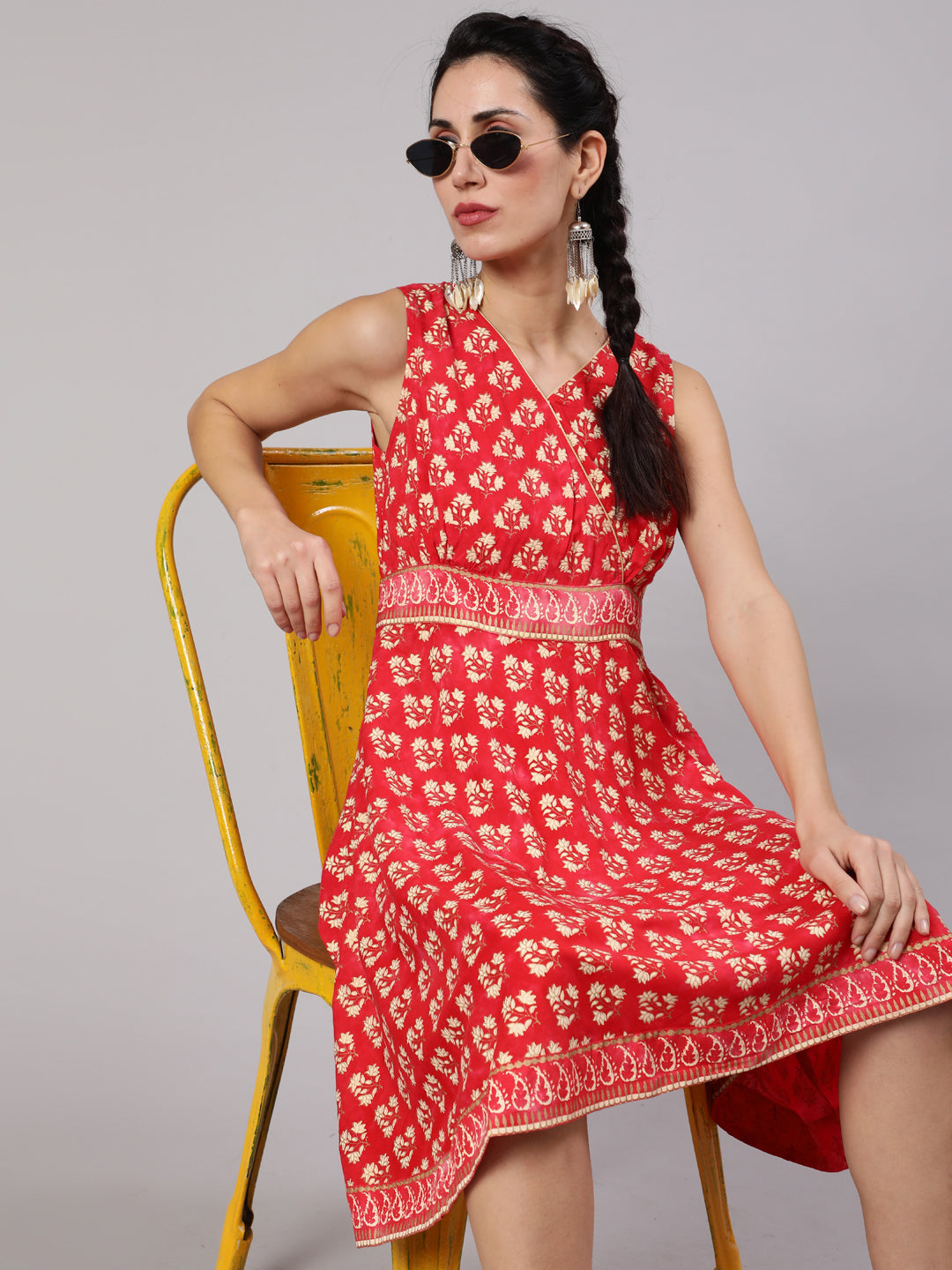 Red Floral Print Knee Length Dress