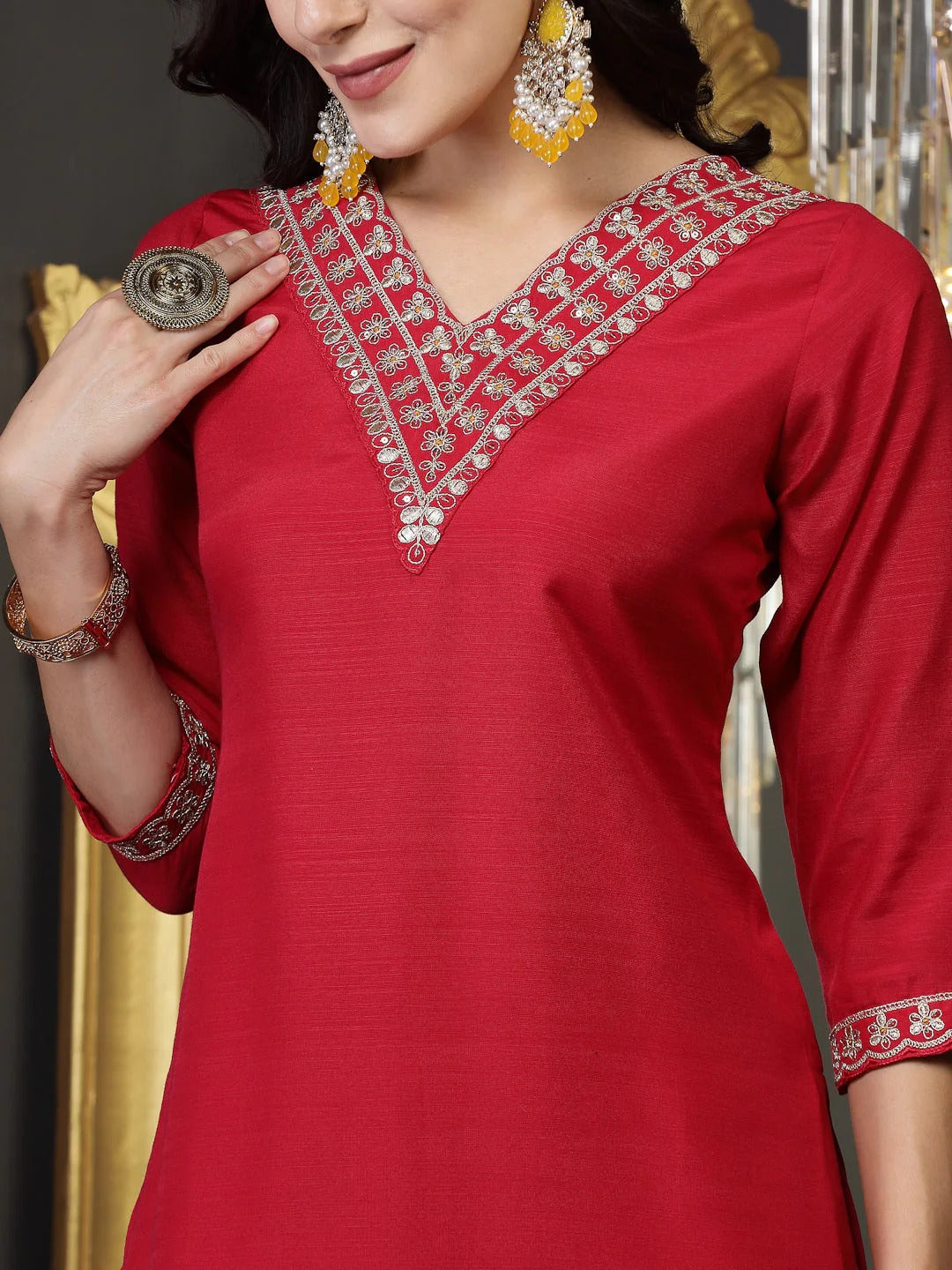 Lehariya Print & Embroidered Muslin Kurta Pant Dupatta Set